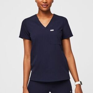 NWOT FIGS Navy one pocket Catarina Scrub Top Sz XS